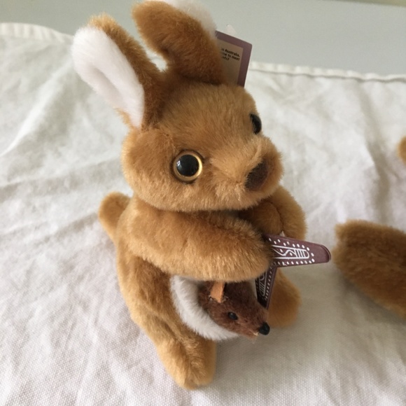 Duo of Kangaroos with Joeys. Bought in Australia🇦🇺NWT ❤️❤️❤️ - Picture 2 of 10